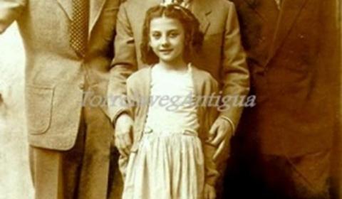 Pedro Lorenzo Molleda con sus hijos